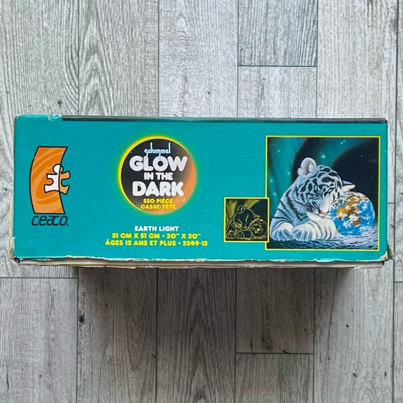 Collectible 🧩 550 PCS Puzzle White Tiger Earth Light - Picture 5 of 8
